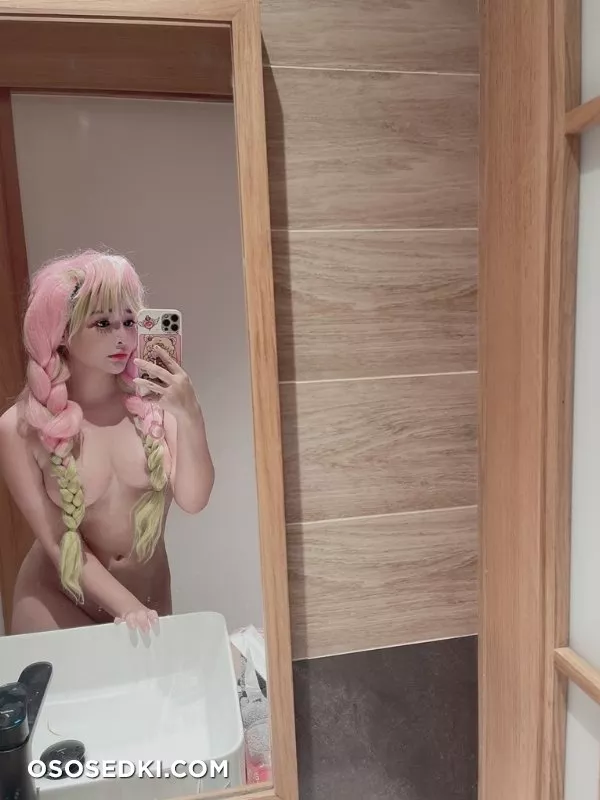 MiMi Chan - 185