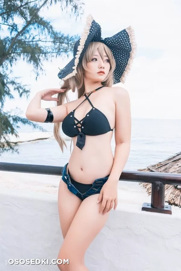 Messie Huang - 49