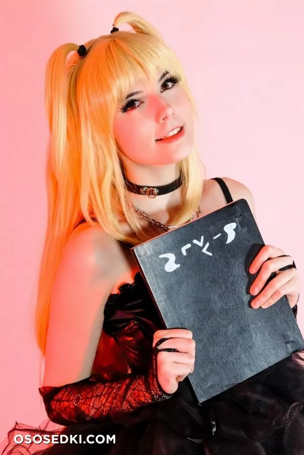 Meggii - 27