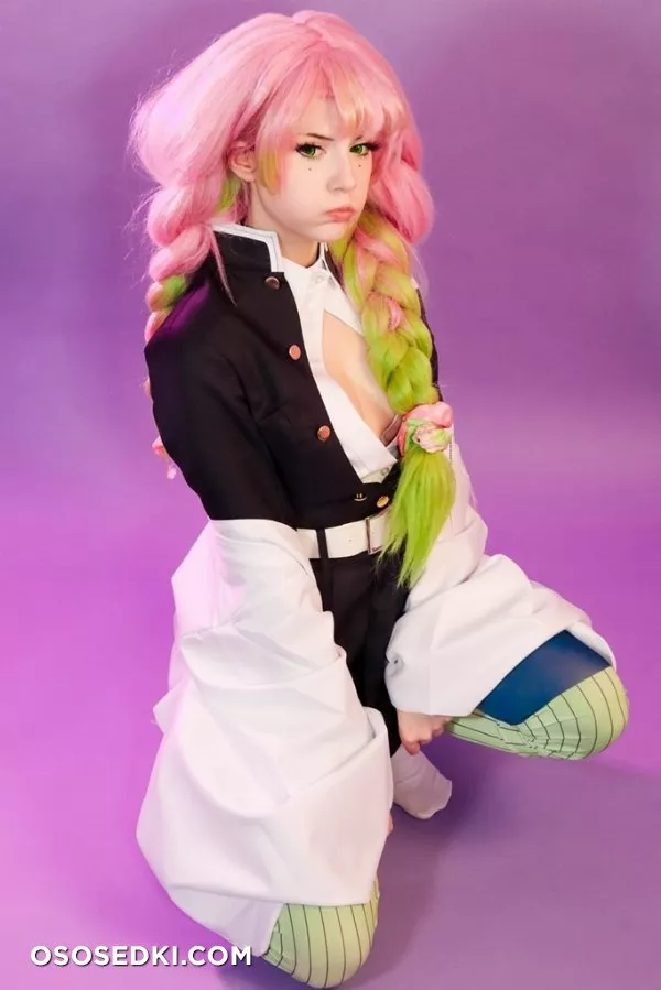 Meggii - 54