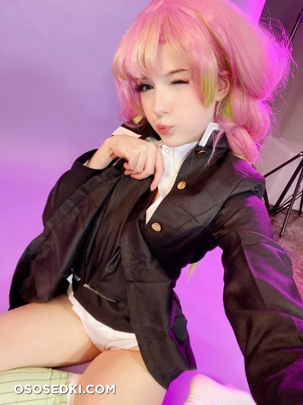 Meggii - 92