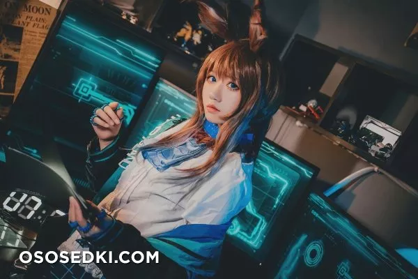 Mao Jun 猫君君 - 3