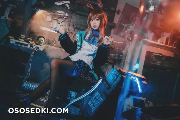 Mao Jun 猫君君 - 16