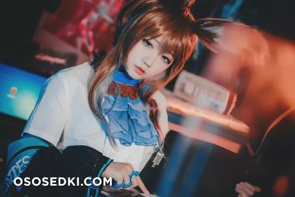Mao Jun 猫君君 - 19