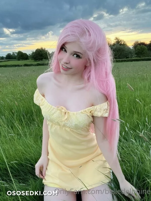 Belle Delphine Running in the field - 17