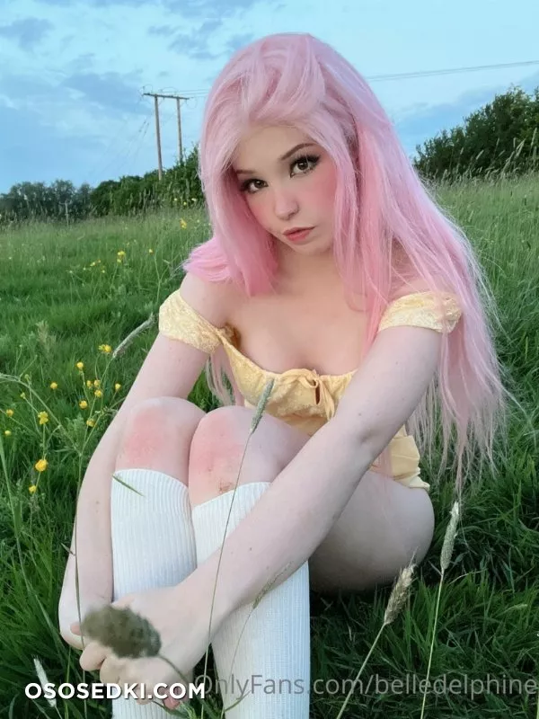 Belle Delphine Running in the field - 45