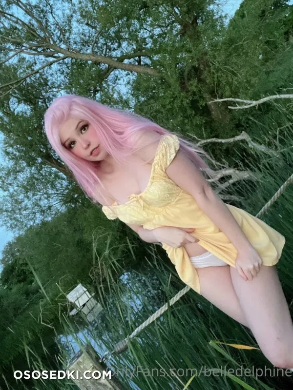 Belle Delphine Running in the field - 75
