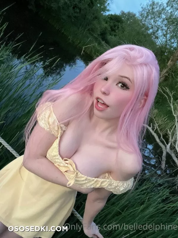 Belle Delphine Running in the field - 86