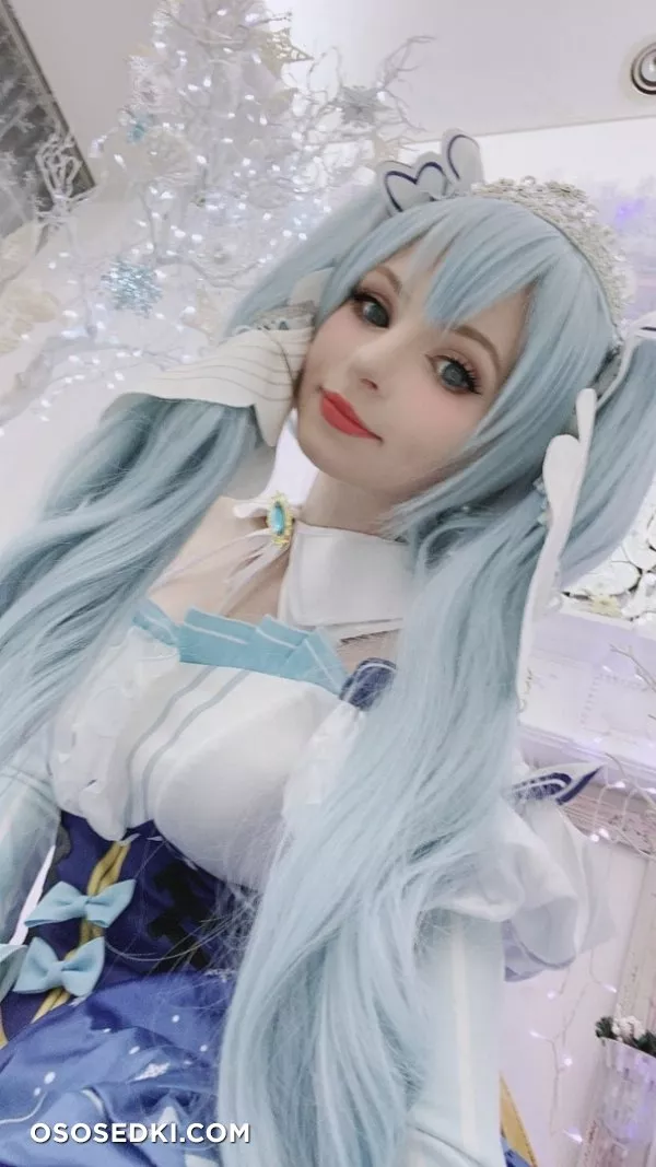 Hatsune Miku by peachmilky_ - 94