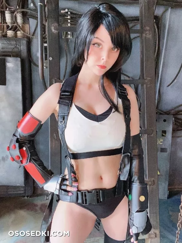 Helly Valentine. Tifa Lockhart. Final Fantasy - 24