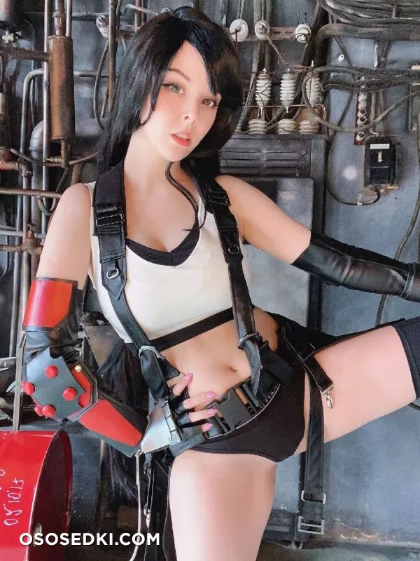 Helly Valentine. Tifa Lockhart. Final Fantasy - 43