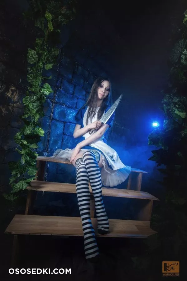 Alice by Vandych - 21
