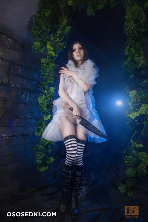 Alice by Vandych - 54