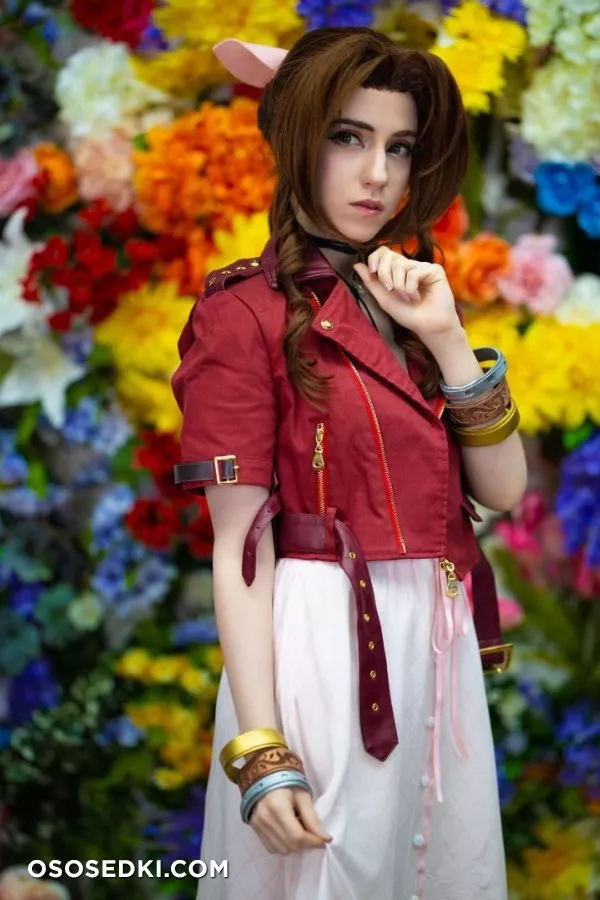 Aerith Gainsborough by Lana Rain - 3
