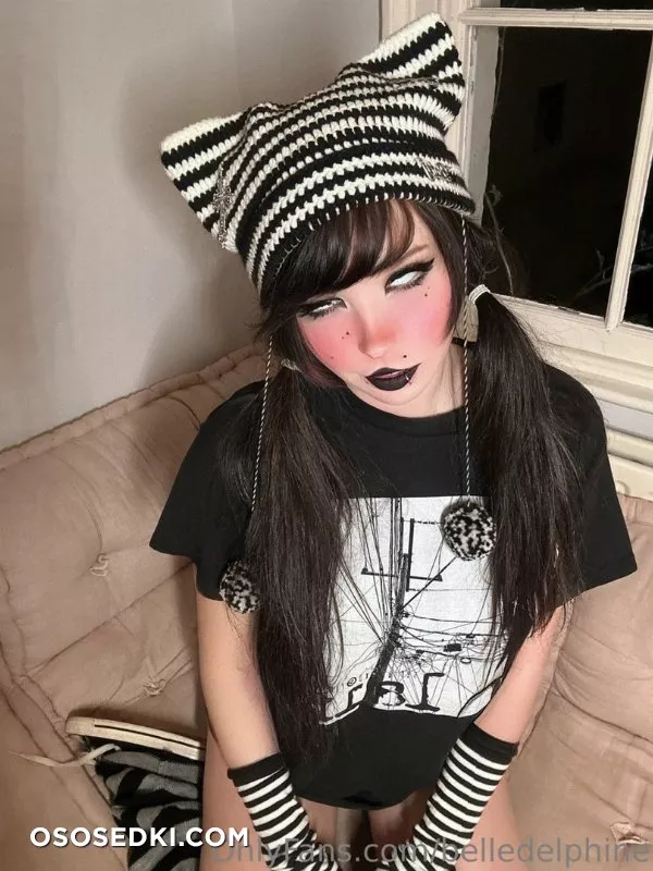 Belle Delphine Goth - 18