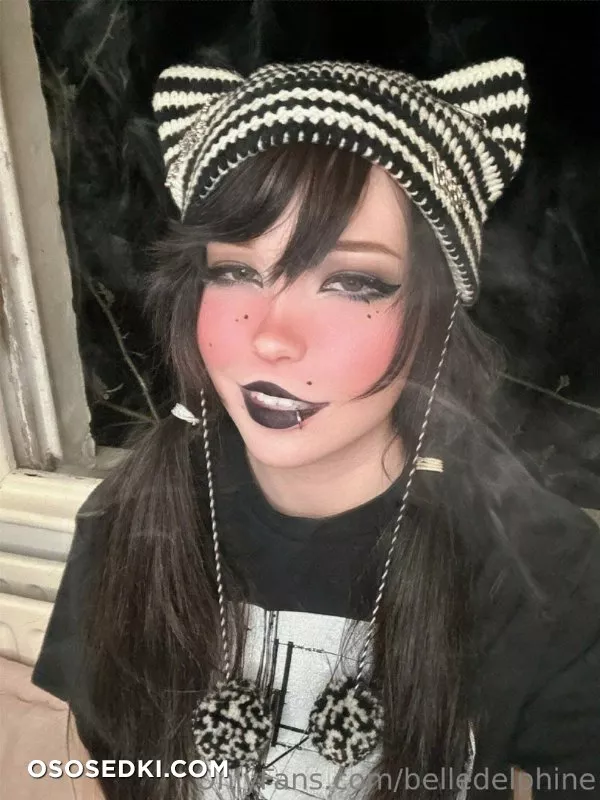 Belle Delphine Goth - 34