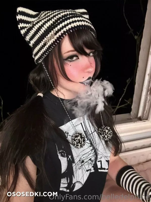 Belle Delphine Goth - 37