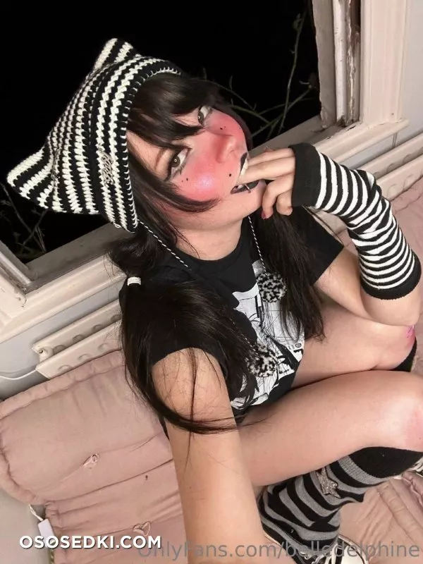 Belle Delphine Goth - 40