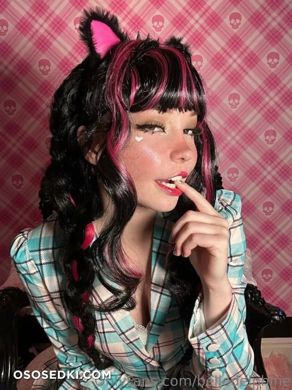 Belle Delphine Black&Red Hair - 7