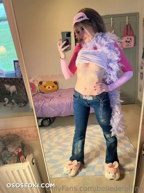 Belle Delphine Feather Boa  - 42