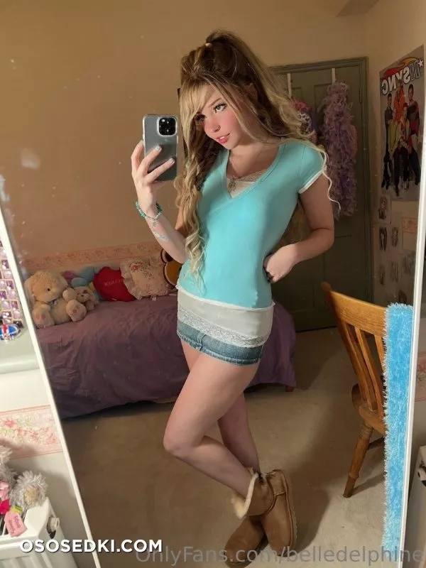 Belle Delphine Sort Skirt Weather - 6