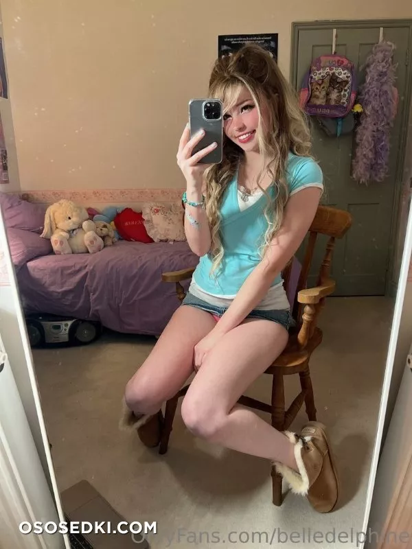 Belle Delphine Sort Skirt Weather - 25