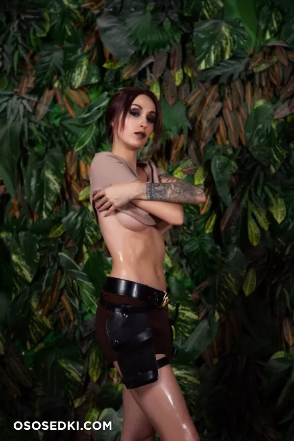 Lara Croft by Lera Himera - 11