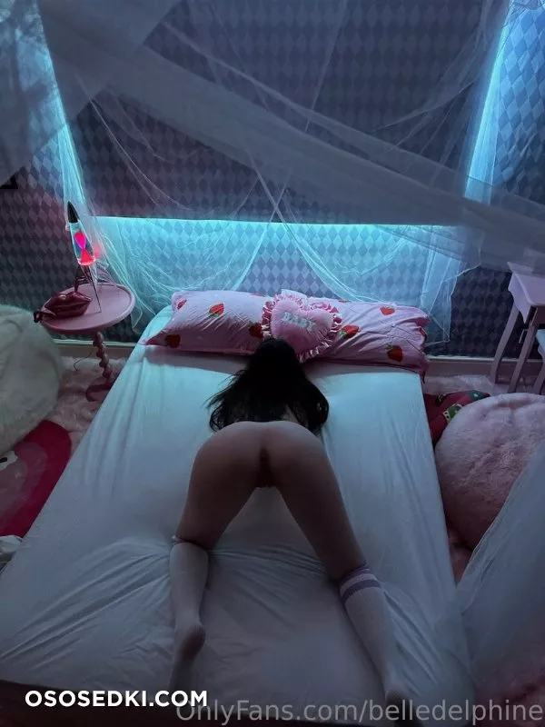 Belle Delphine In the dark - 6