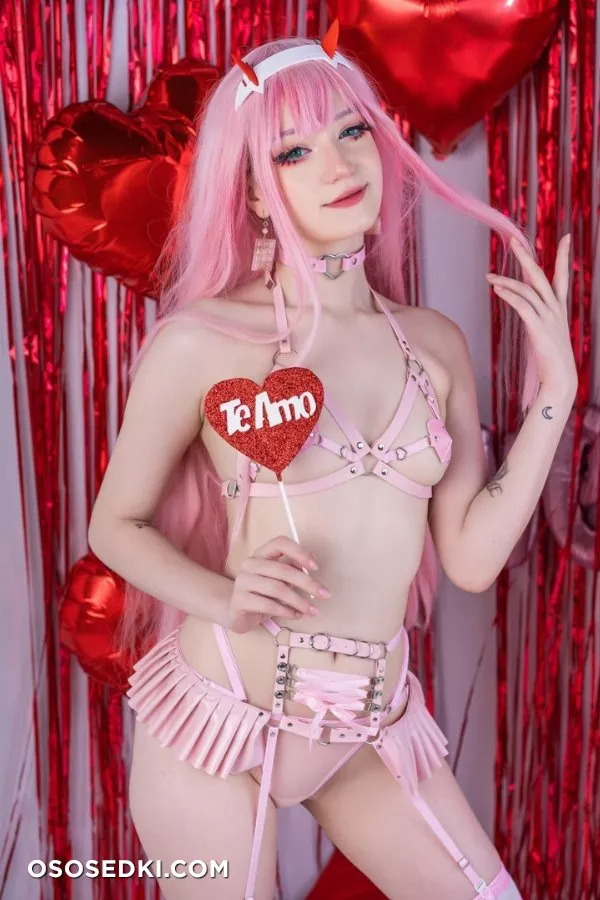 Zero Two by MoonDays - 19