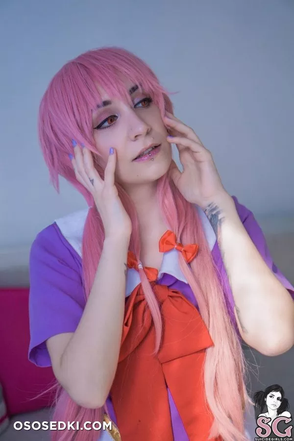 Yuno Gasai by lorenahysteria - 7