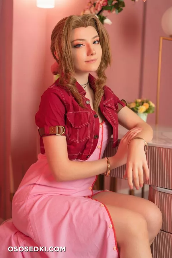 Aerith Gainsborough bu CarryKey - 3