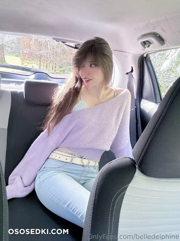 Belle Delphine In car - 3