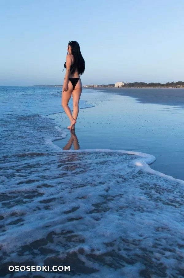 Nico Robin by LovelySpaceKitten - 10