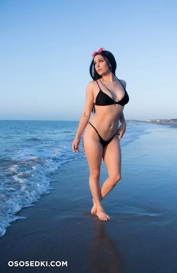 Nico Robin by LovelySpaceKitten - 11