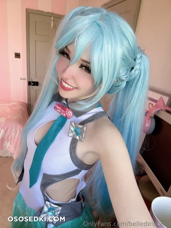 Belle Delphine Hatsune Miku - 15