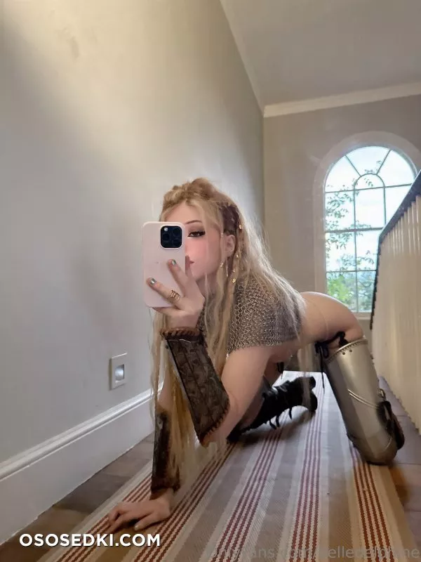 Belle Delphine Human Knight - 70