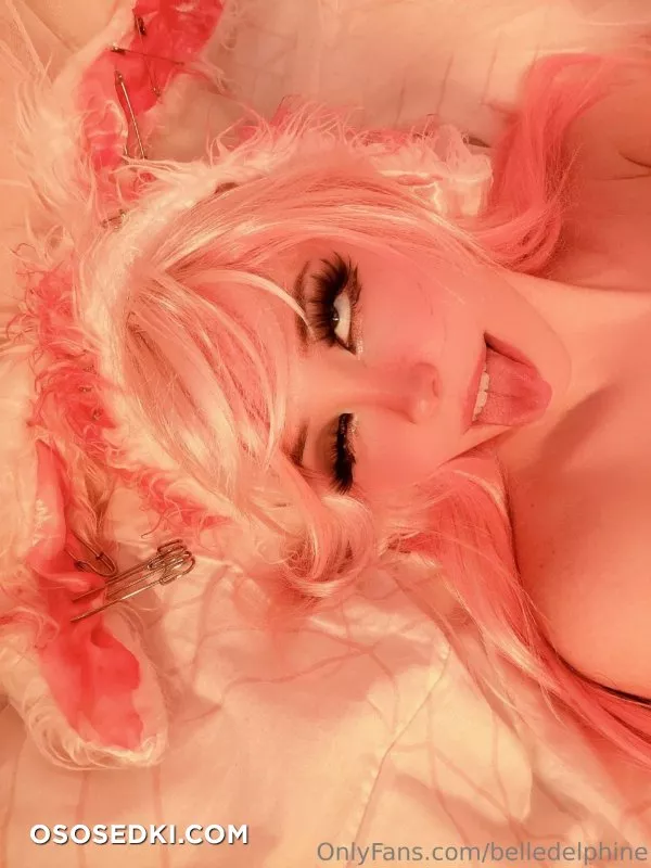 Belle Delphine Pink Hair Delphine - 112