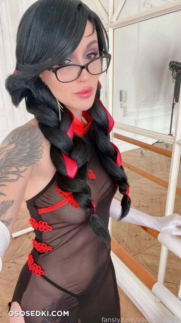 Huge backstage pack of bayonetta by Lera Himera - 19
