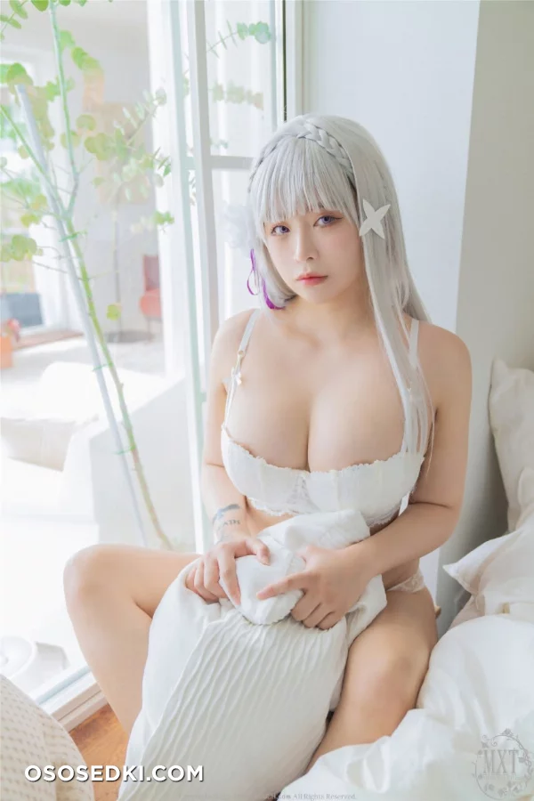 Emilia by Yuna - 51