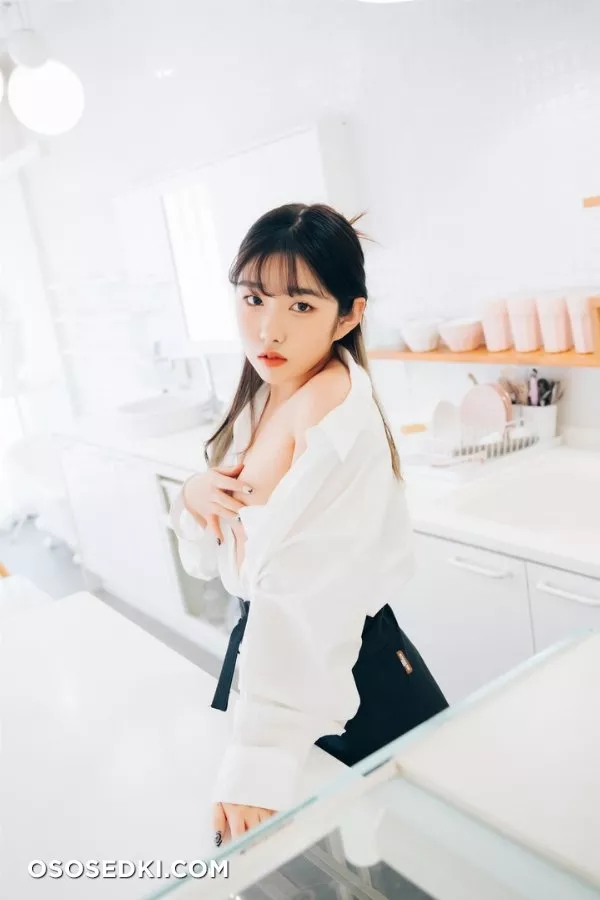 [Loozy] Sonson (손손) - Nude Apron - 108