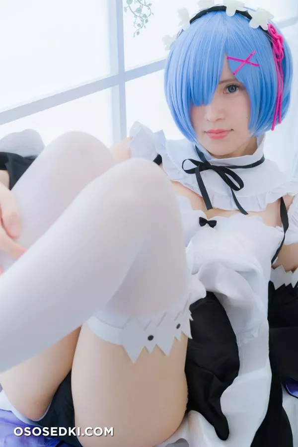 Akagi Sou (Akagi Kuro) - Tatakau Maid no Kyuujitsu (Re Zero kara - 39