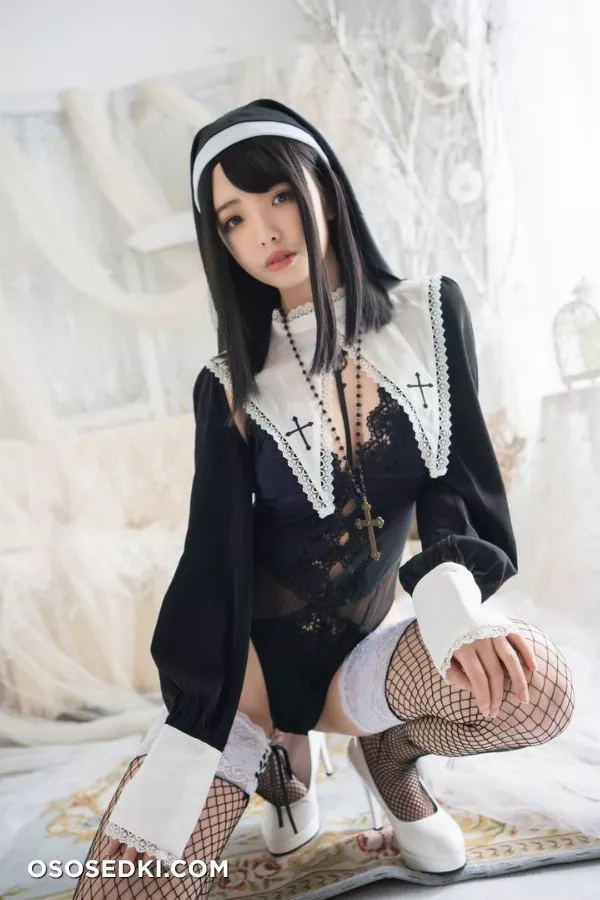 雯妹不讲道理 No.022 危险祈祷 修女 - 31