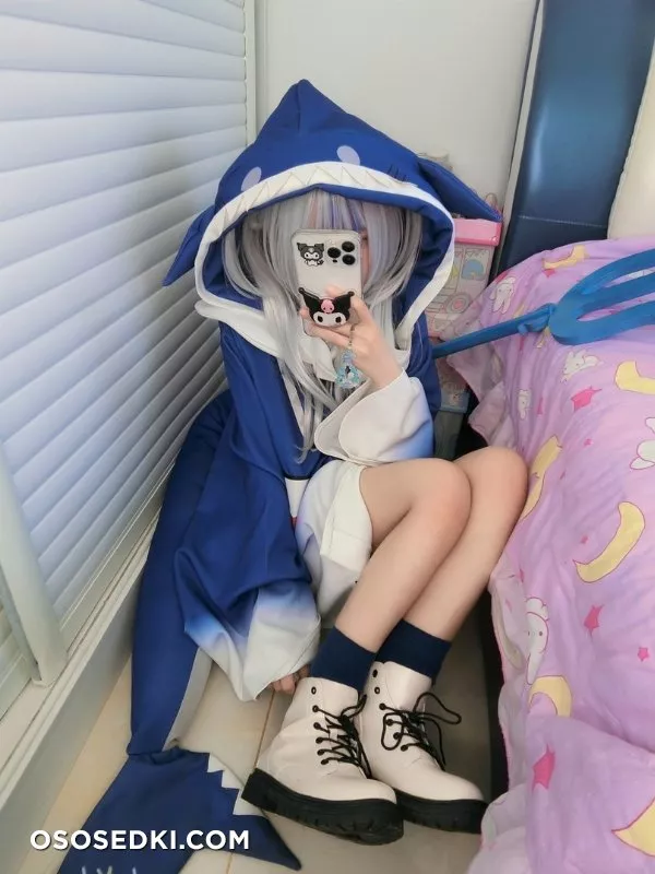 YaoYaoQwQ - Gawr Gura - 11