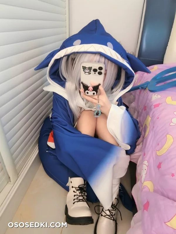 YaoYaoQwQ - Gawr Gura - 14