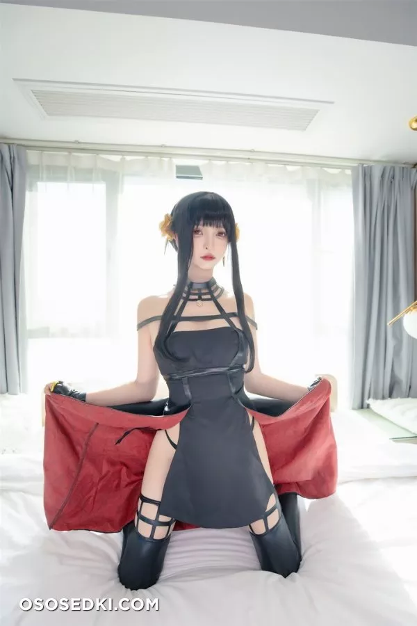 神楽坂真冬 - Yor Forger - 32