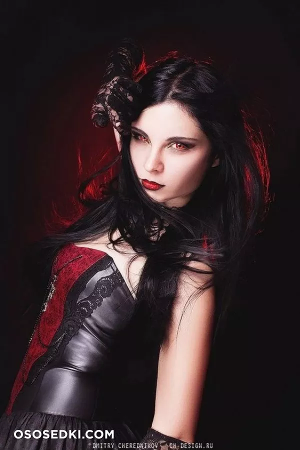 Beautiful Women from the Dark Side - 60
