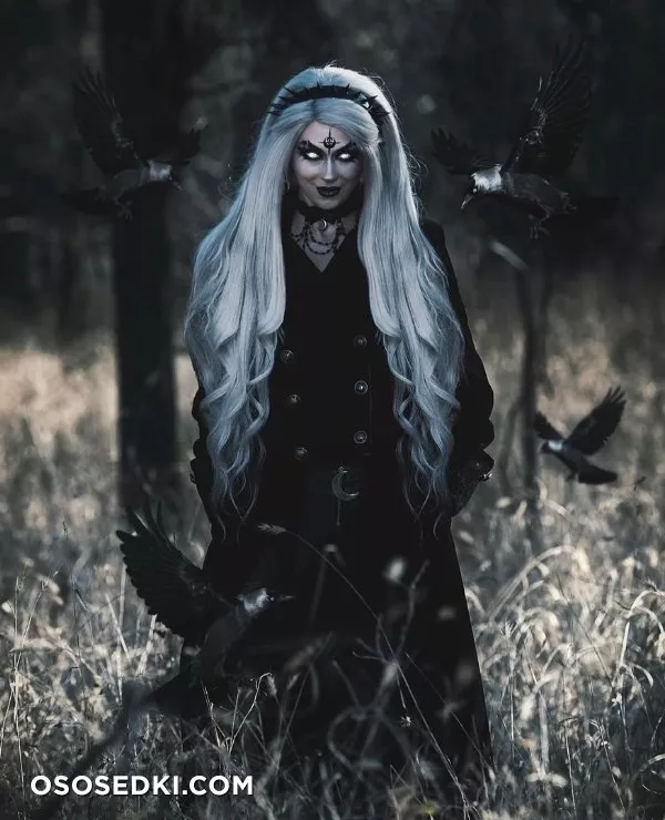 Beautiful Women from the Dark Side - 63