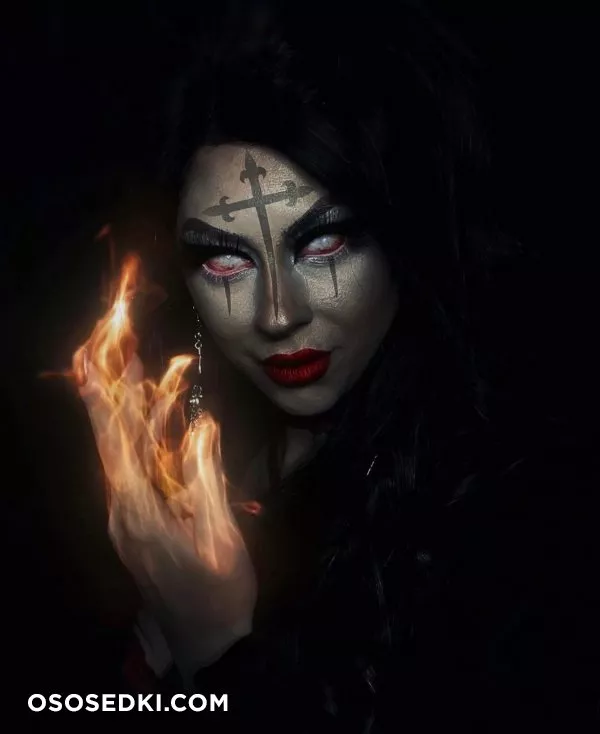 Beautiful Women from the Dark Side - 67