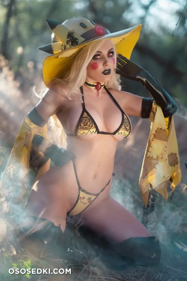 JessicaNigri - 32