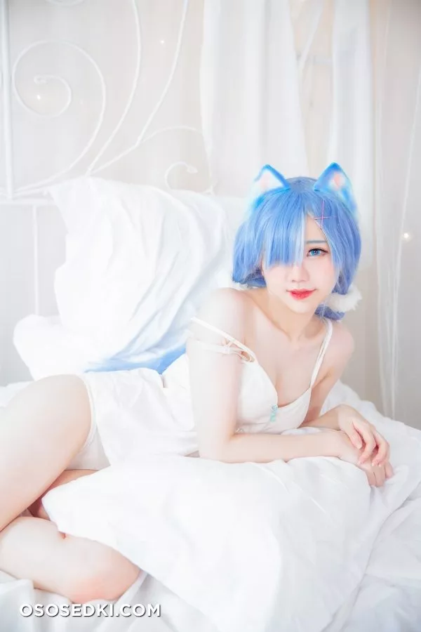 SallyDorasnow - 22